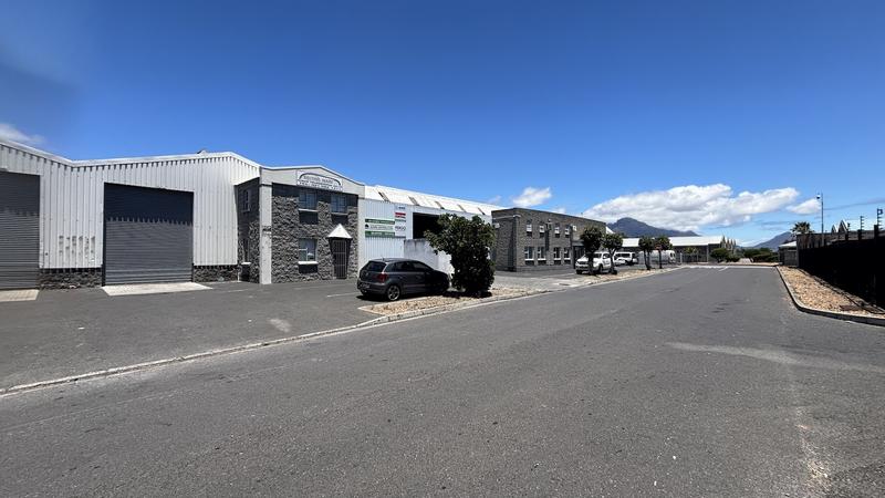 To Let commercial Property for Rent in Maitland Western Cape